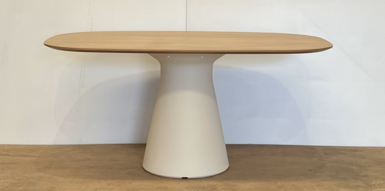 REVERSE DINING TABLE - 1600 x 1000 mm
