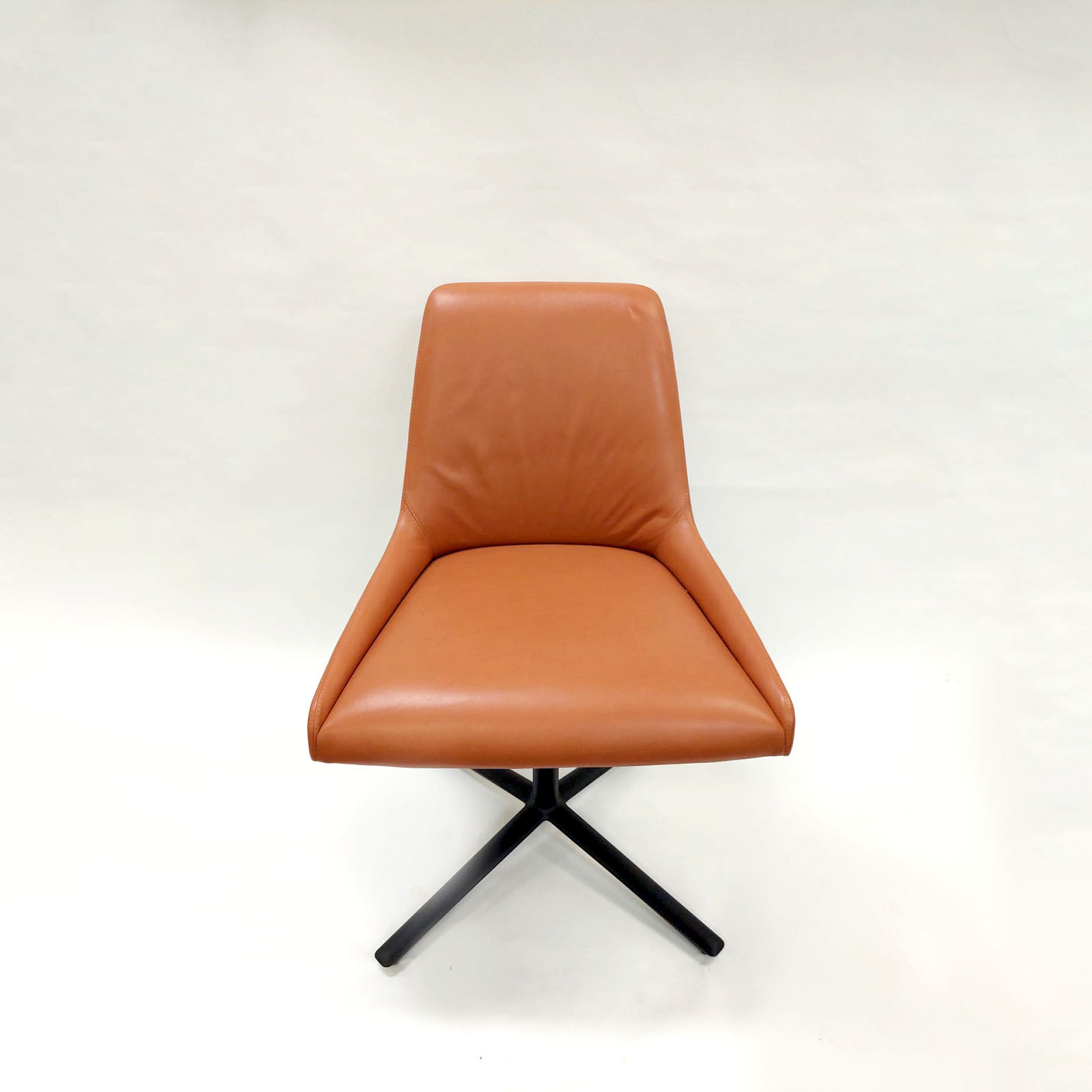 ALYA CHAIR