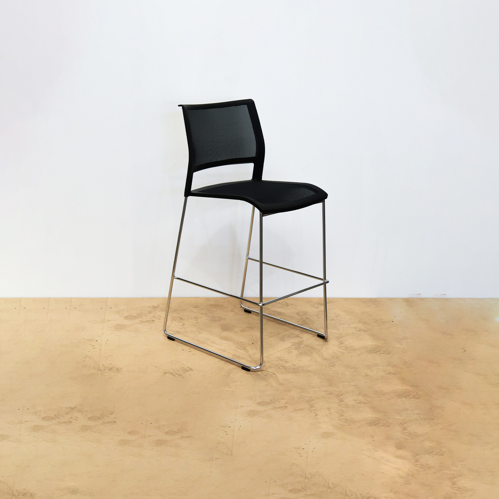 TIPO BAR STOOL